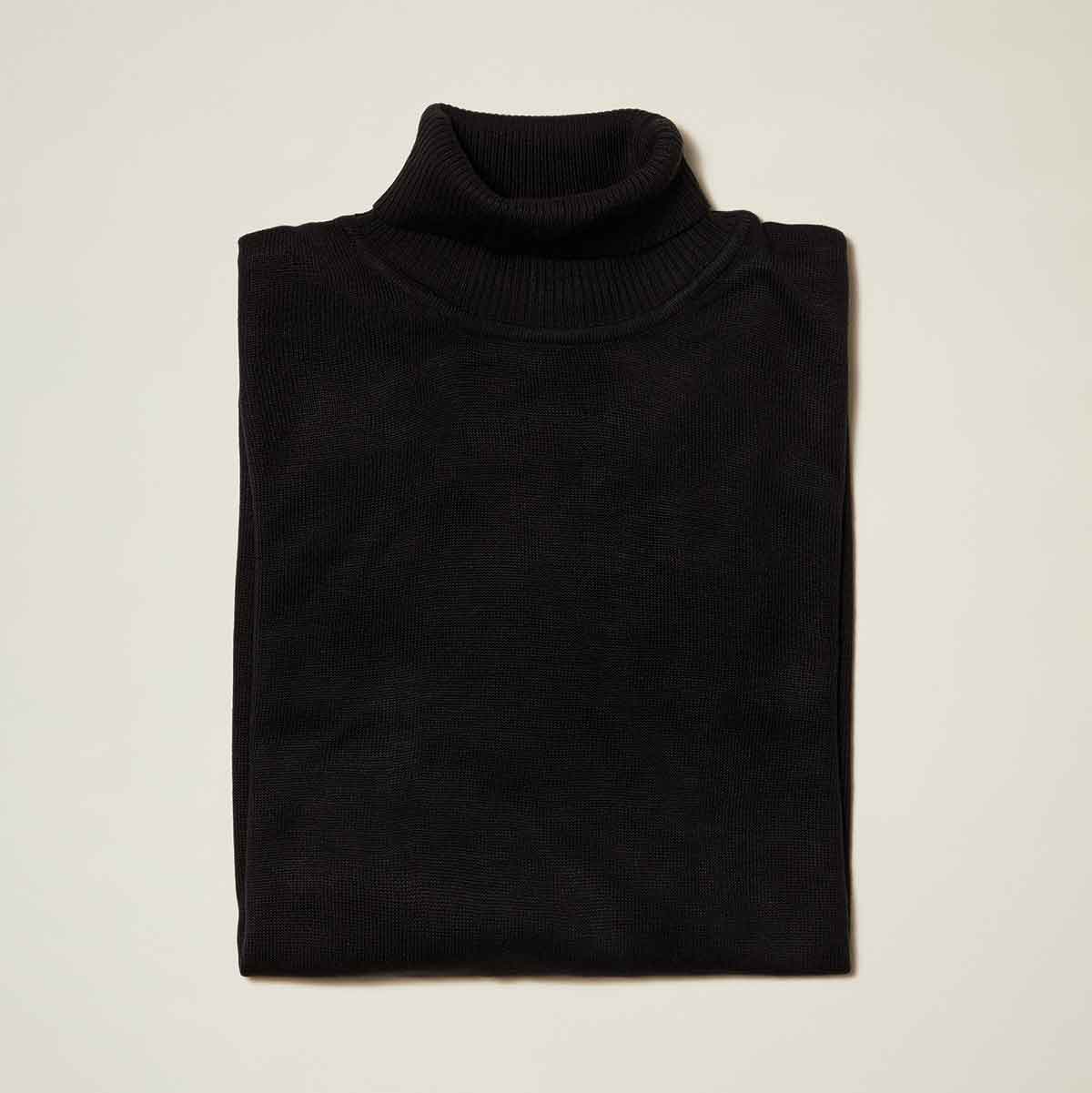 Cotton Blend Turtleneck – Basic Colors